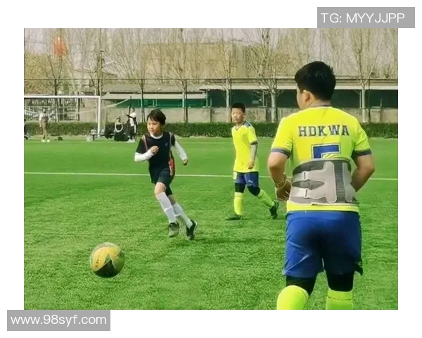 高燃足球盛宴点燃激情赛场让我们一起见证精彩瞬间与梦想成真