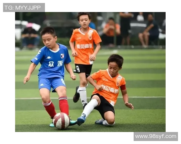 少儿足球杂志：培养未来足球明星的成长之路与精彩赛事分享